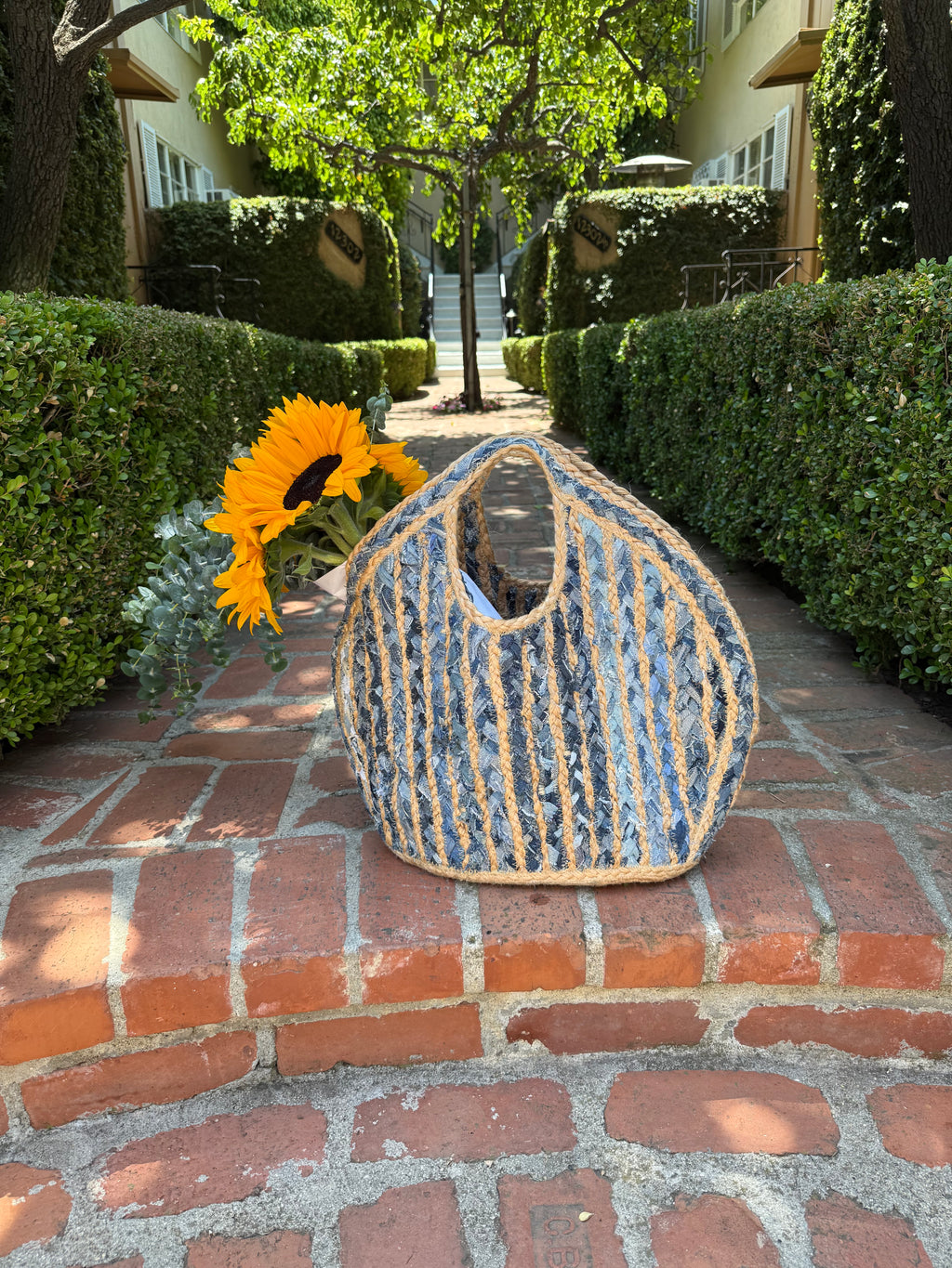 Ruhi Tote