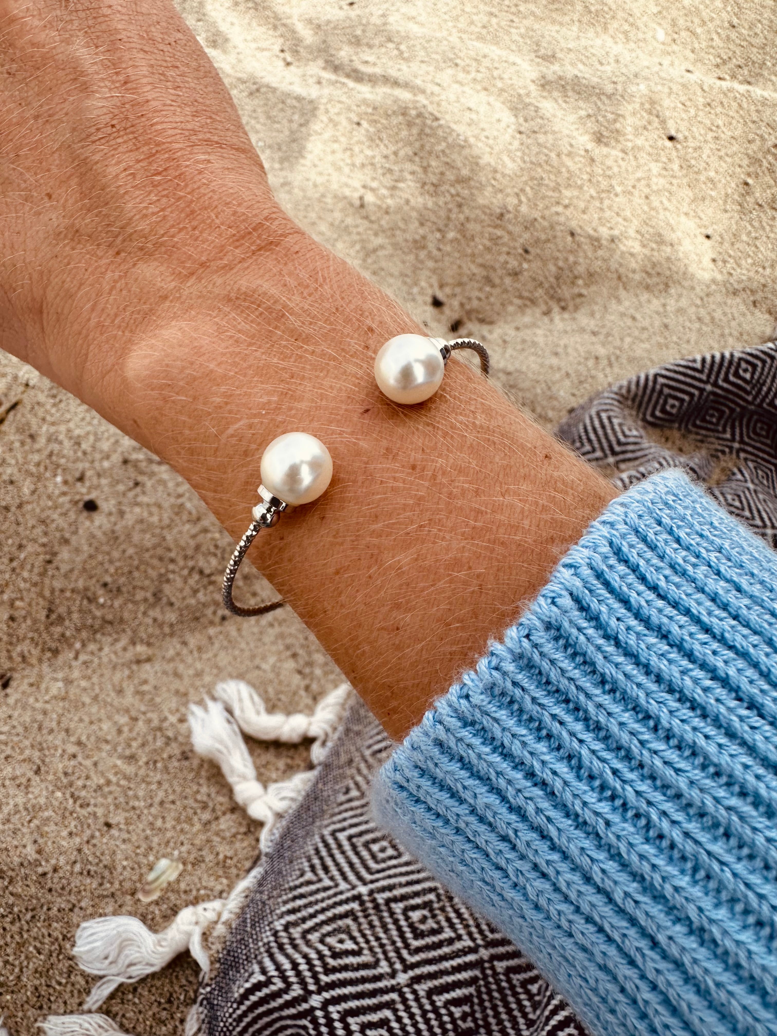 Open Pearl Bracelet