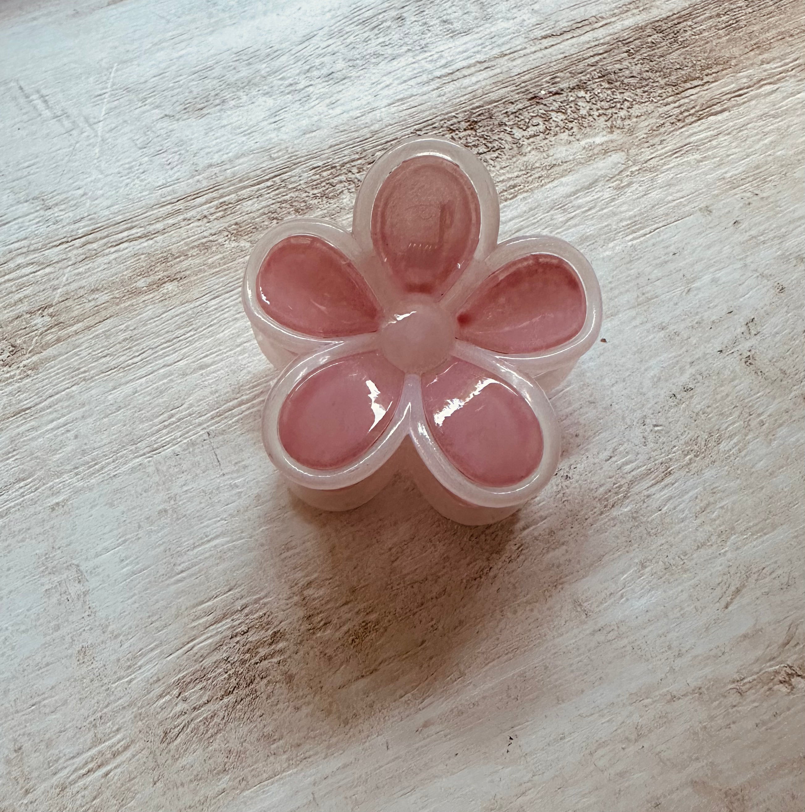 Small Retro Flower Hair Clip