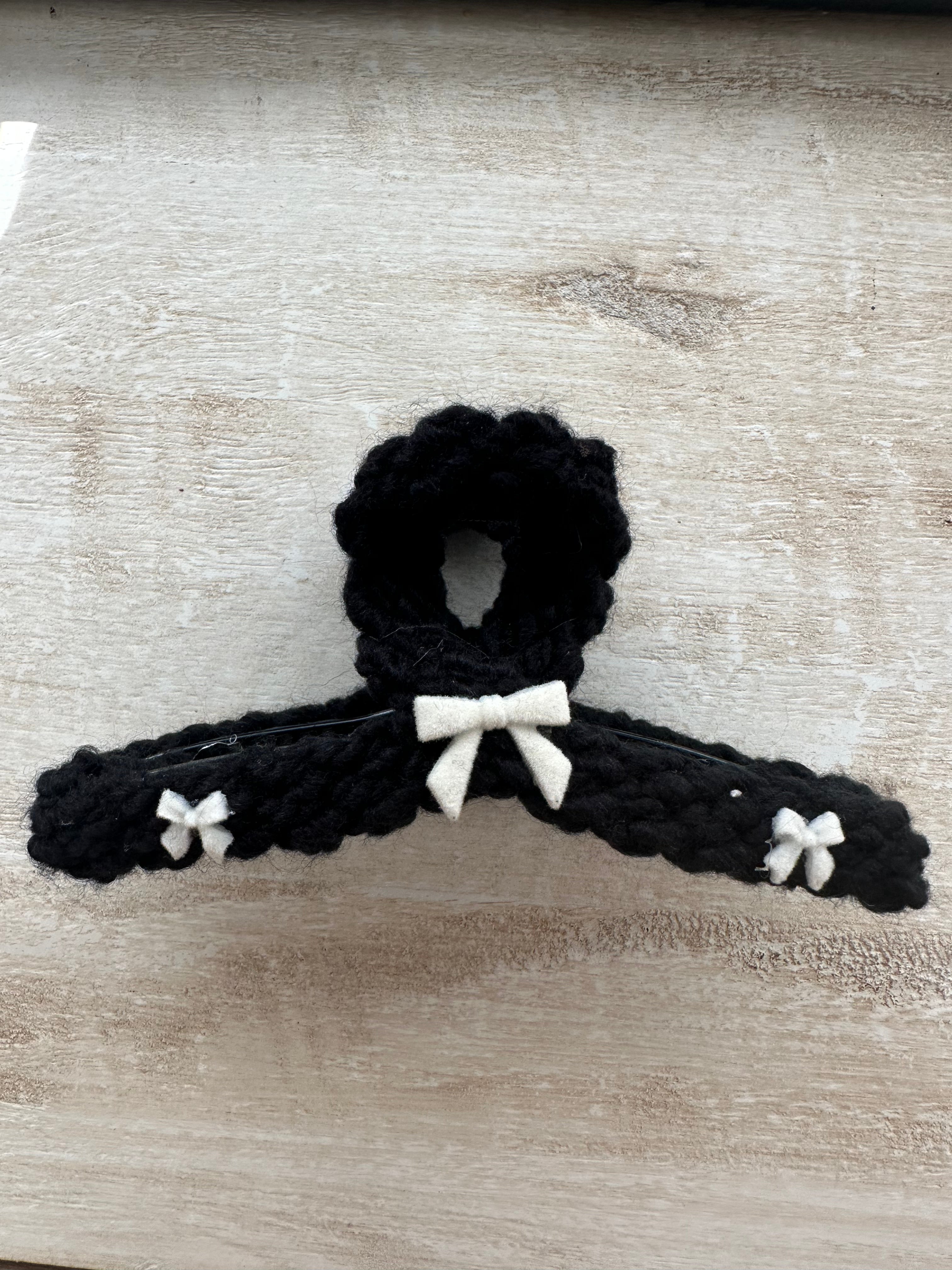 Crochet Bow Hair Clip