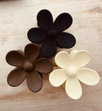 Solid Retro Flower Hair Clip